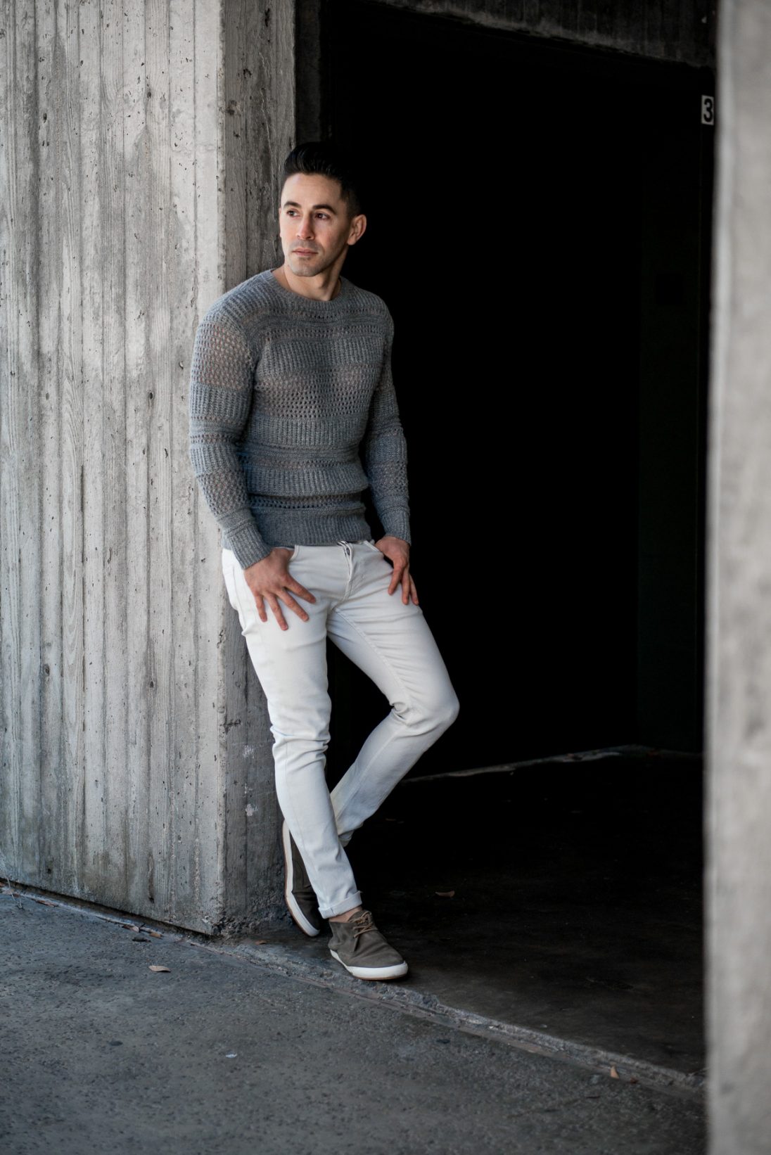 white jeans male fashion